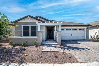 Building Photo - 3915 E Liberty Ln