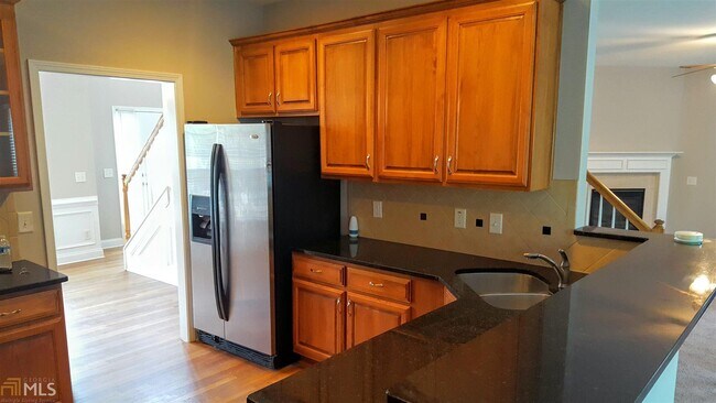 Foto del edificio - 2410 Rose Mill Ct