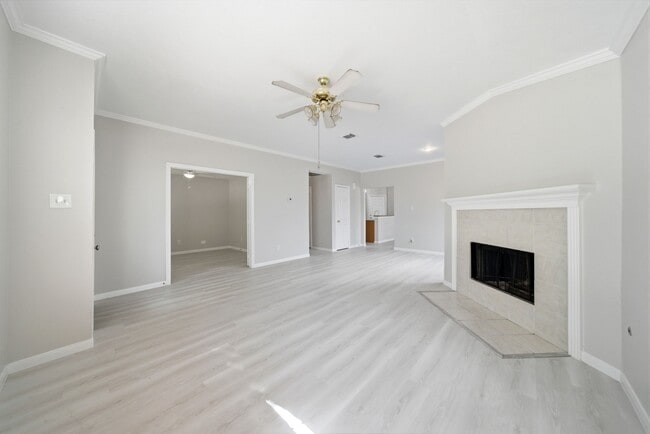 Building Photo - 15330 Geral Ln