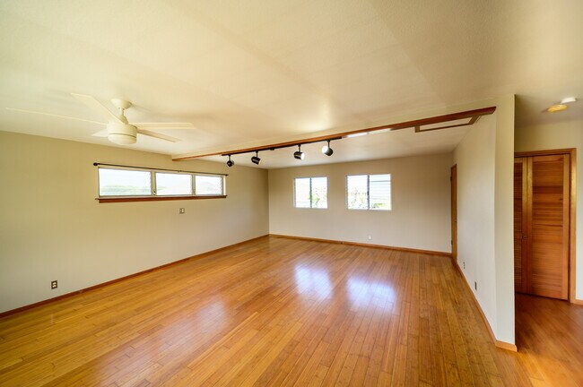 Foto del edificio - 148 Hoomoku Street