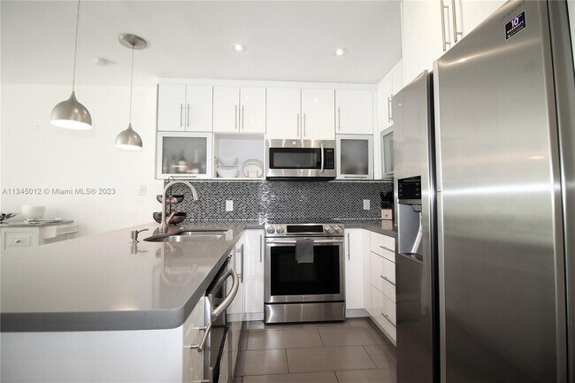 Foto del edificio - 8267 SW 128th St