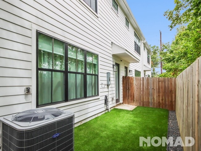 Building Photo - First Month Free on a 13 month Lease!!! 3 ...