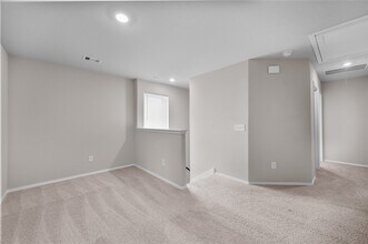 Building Photo - 707 Long Cedar Dr
