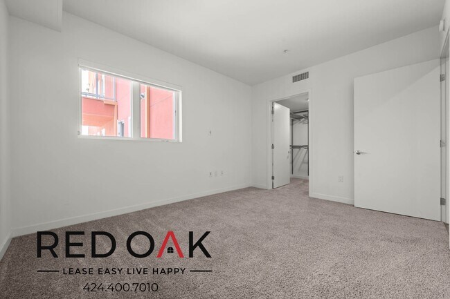 Foto del edificio - 11405 Chandler Blvd