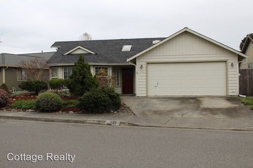 Primary Photo - 1780 Heartwood Dr