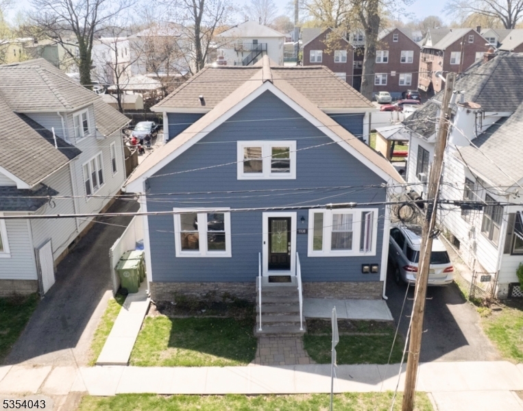 Foto principal - 1108 Drake Ave