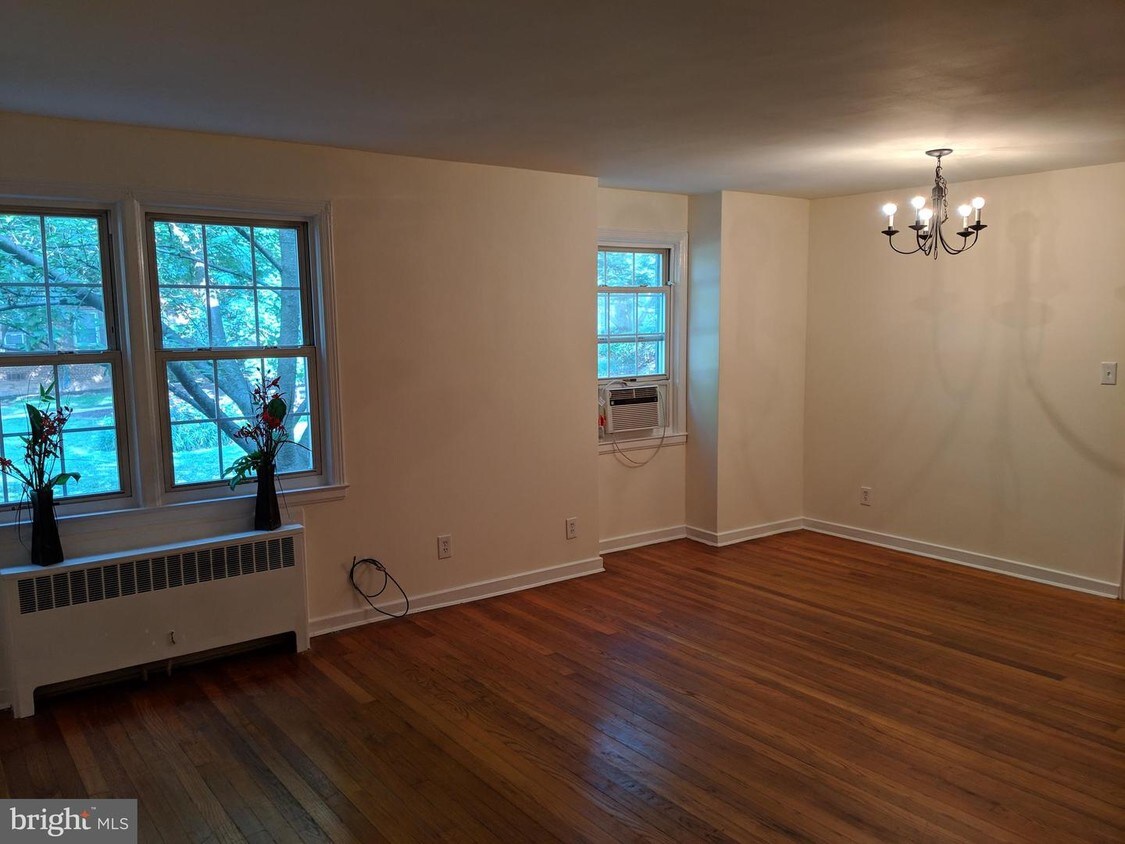 2312 Colston Dr Unit C104, Silver Spring, MD 20910 Apartment for