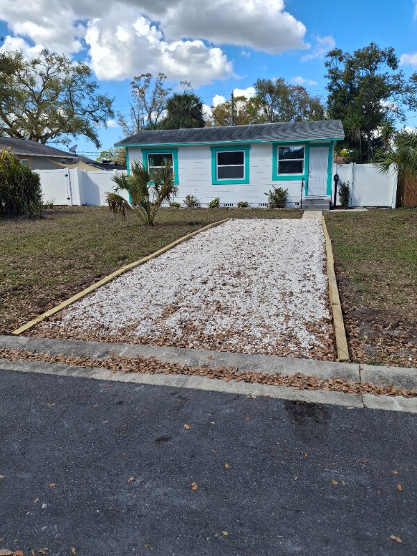 Building Photo - 6941 Dartmouth Ave N