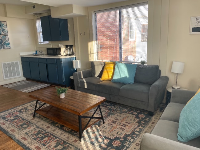 Foto del edificio - 600 E Main St