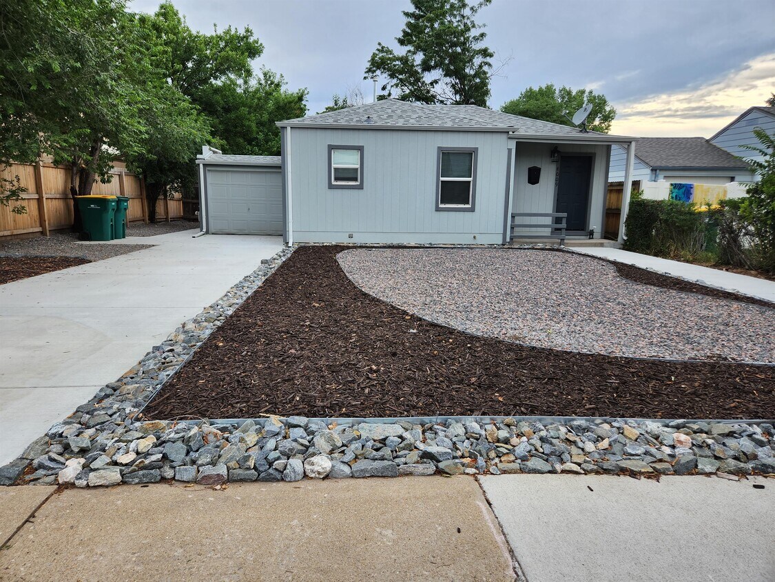 Photo - 4009 S Pearl St (Englewood, CO)