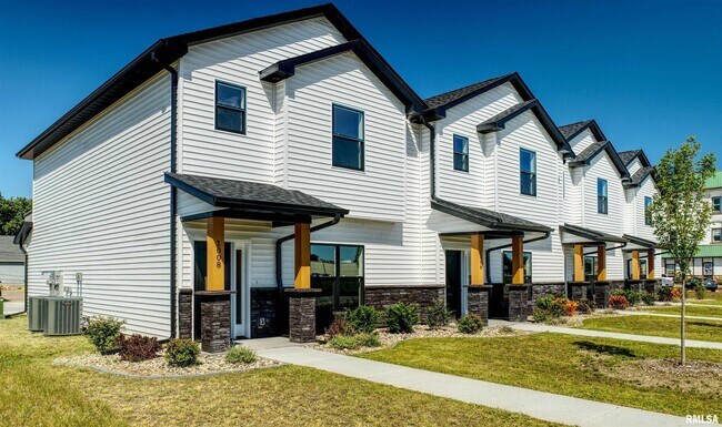 Foto del edificio - 1008 S 4th St