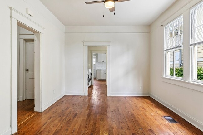 Building Photo - 2802 Calhoun St