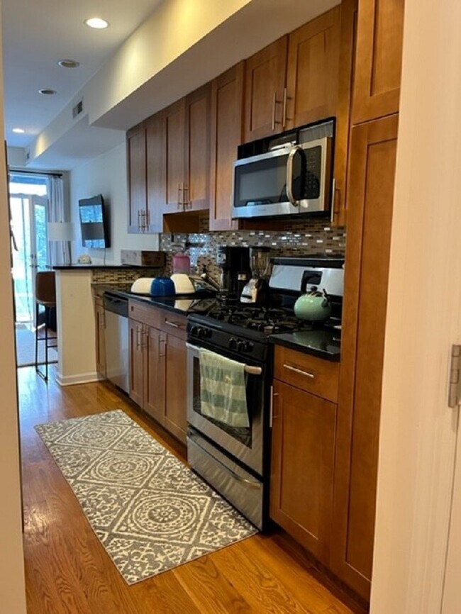 Foto del edificio - 525 Adams St