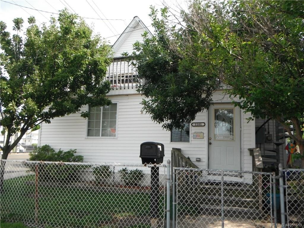 Primary Photo - 1101 N Bay Ave