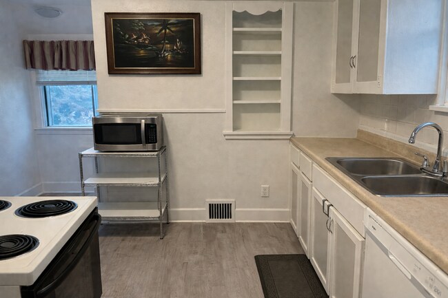 Foto del edificio - 2118 7th Ave