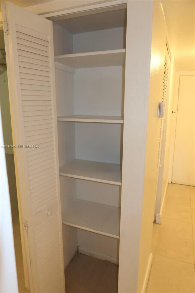 Foto del edificio - 10835 SW 112th Ave