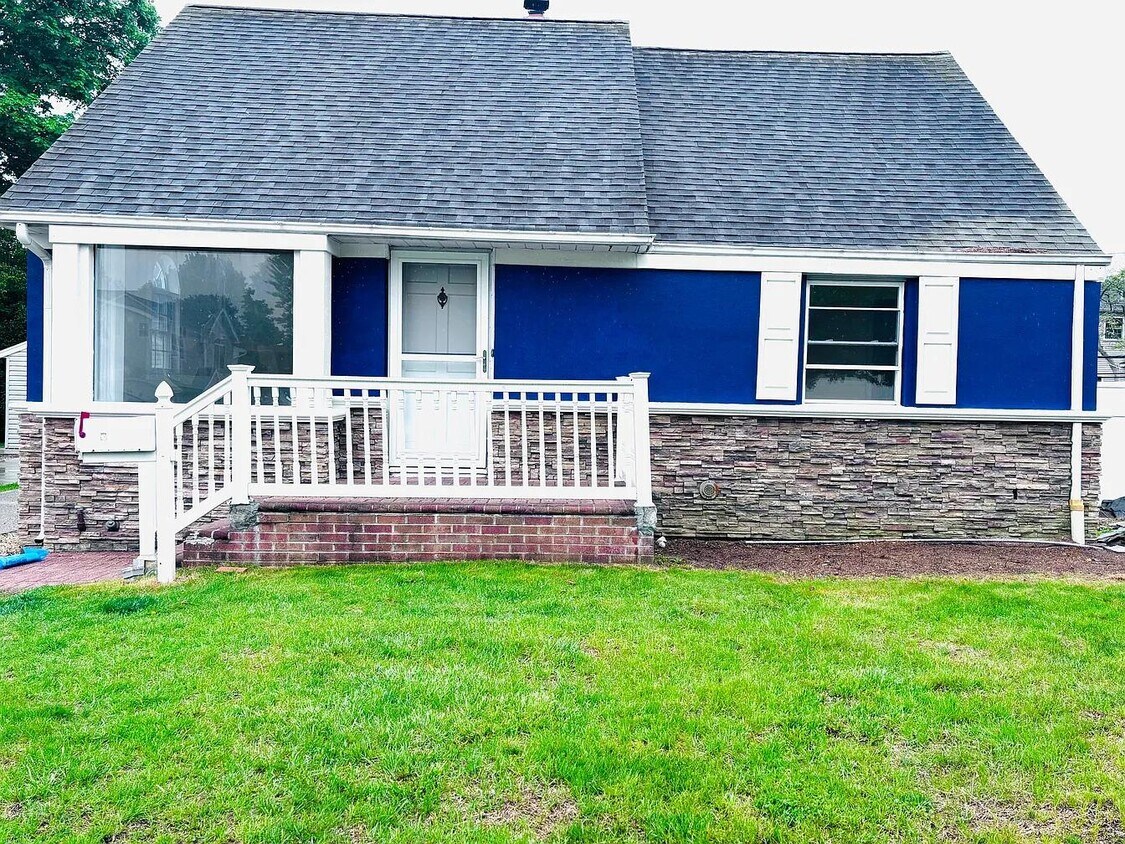 Foto principal - 246 S Pershing Ave