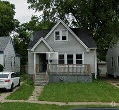 Building Photo - 13522 Glastonbury Ave