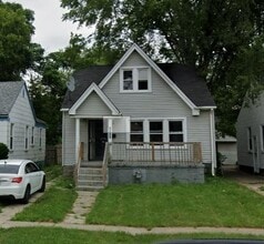 Building Photo - 13522 Glastonbury Ave
