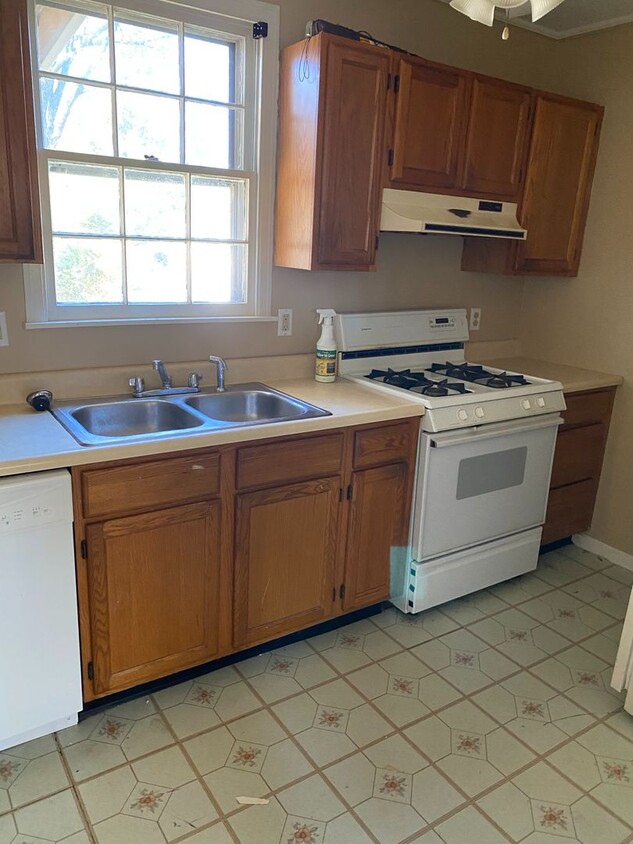 Foto del edificio - 2 bed Ranch Home for Rent