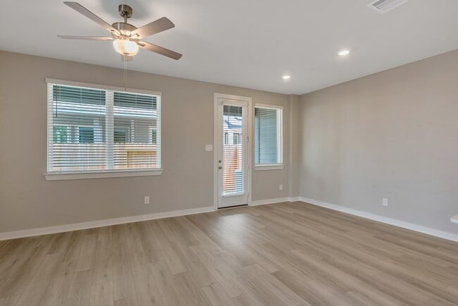 Foto del edificio - 4130 Good Vineyard Ln