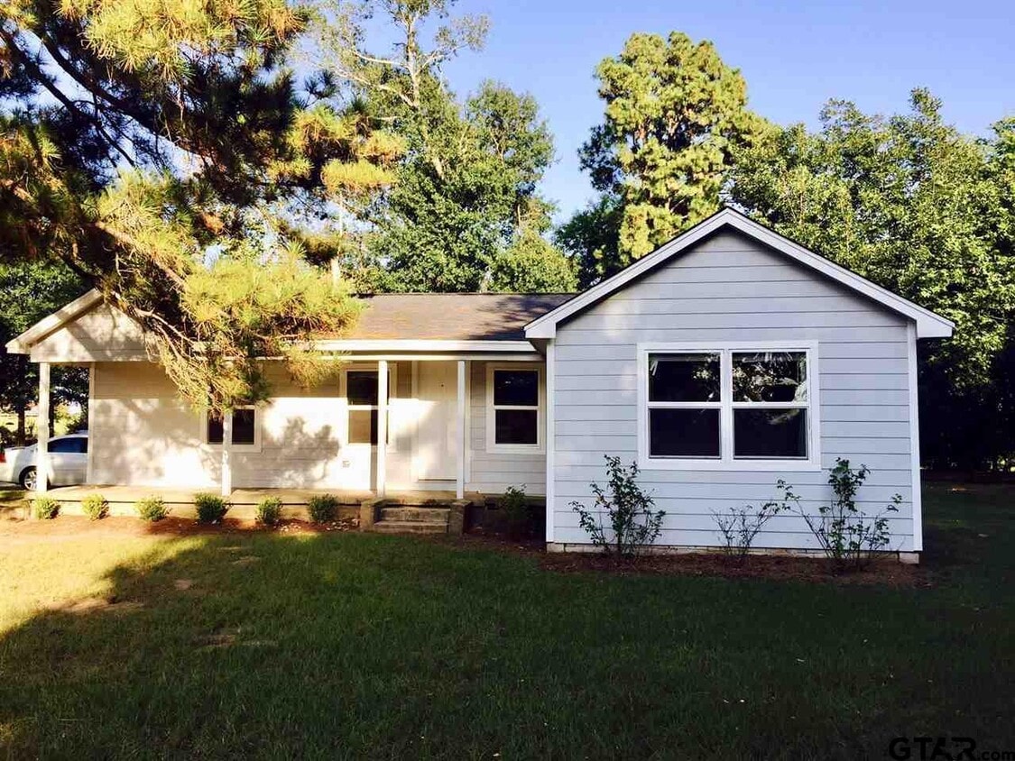 Foto principal - 16000 County Rd 496