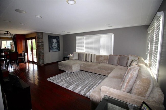 Foto del edificio - 2541 Middlebelt Rd