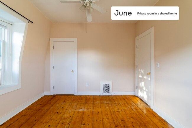 Foto del edificio - Room in Shared 2 bed/1 bath home