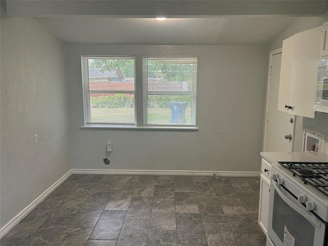 Building Photo - 710 E Daugherty Dr