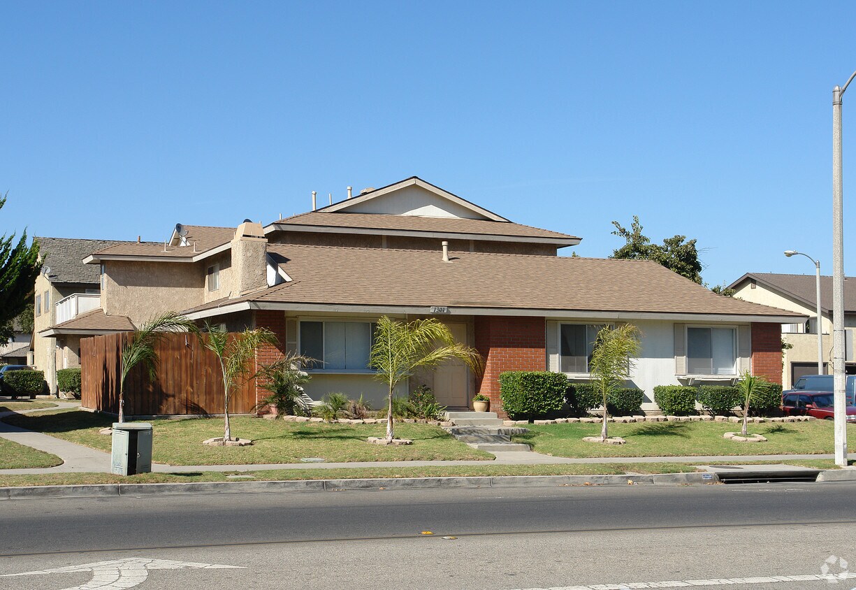 Foto del edificio - 1301 W 7th St