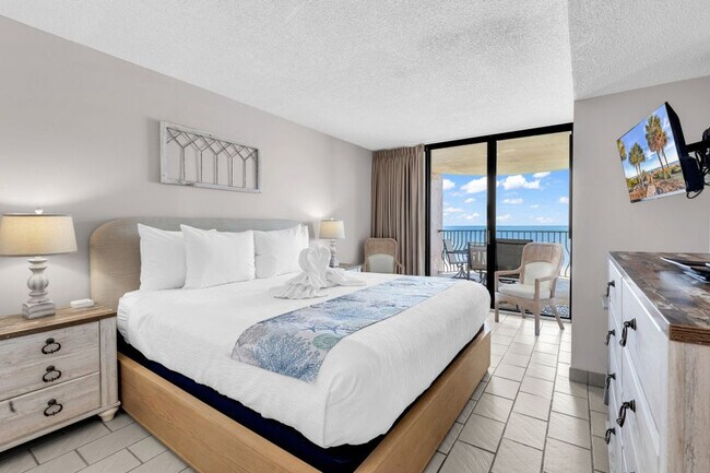 Building Photo - 2500 N Ocean Blvd