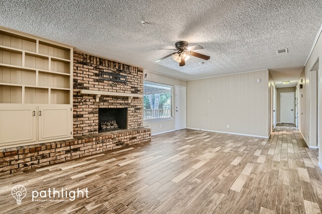 Building Photo - 2701 Ripplesprings Court