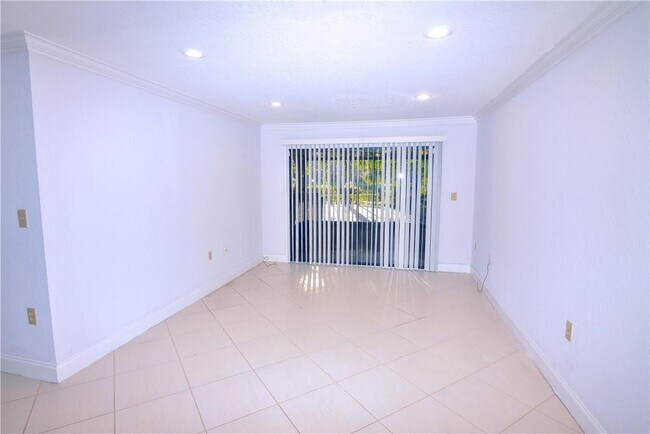 Foto del edificio - 2313 N Congress Ave