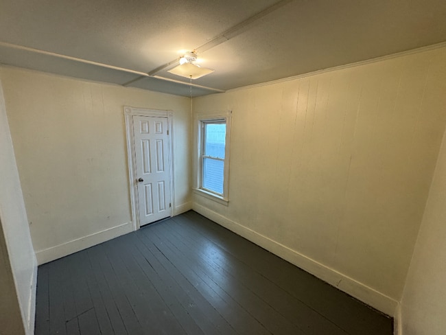 Foto del edificio - 82 Maple St