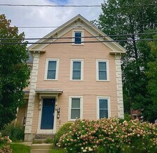 Building Photo - 26 Orange St