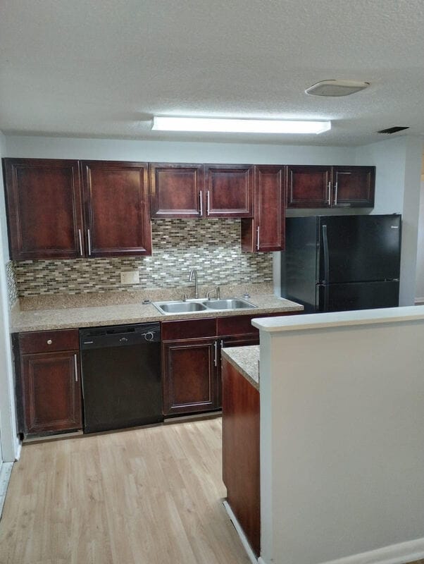 Building Photo - 893 Westgate Dr