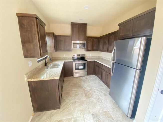 Building Photo - 5709 Nightingale Ave