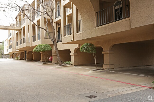 Colonnade At Turtle Creek Apartments Dallas, TX