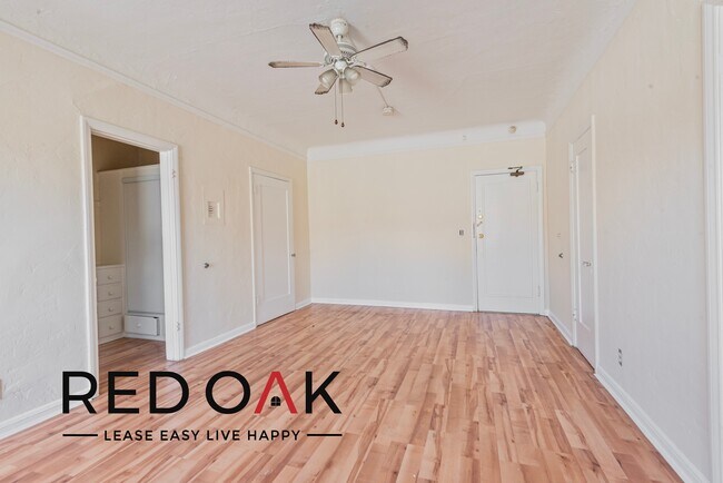 Foto del edificio - Fantastic, Sunny Studio with Gleaming Floo...