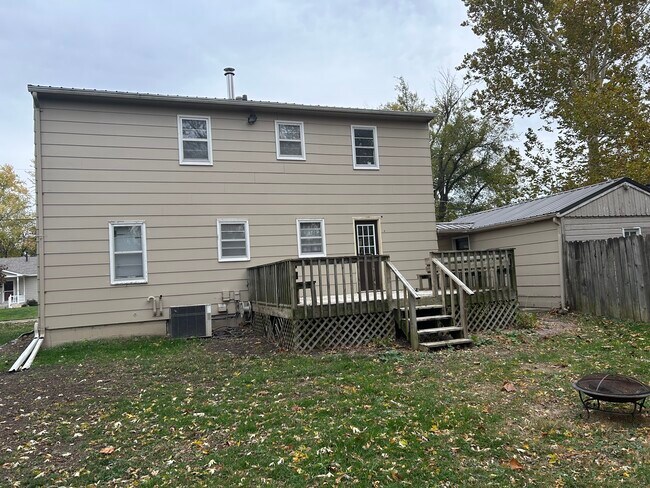 Foto del edificio - 609 E 14th St N