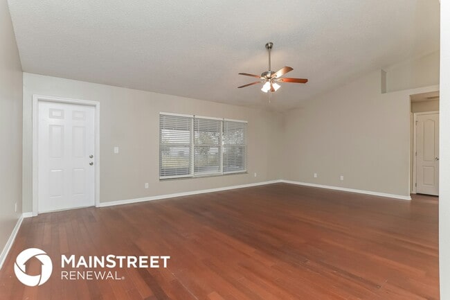 Foto del edificio - 1805 Hudson Ct