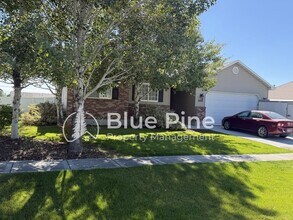 Building Photo - 3930 E Vision Dr