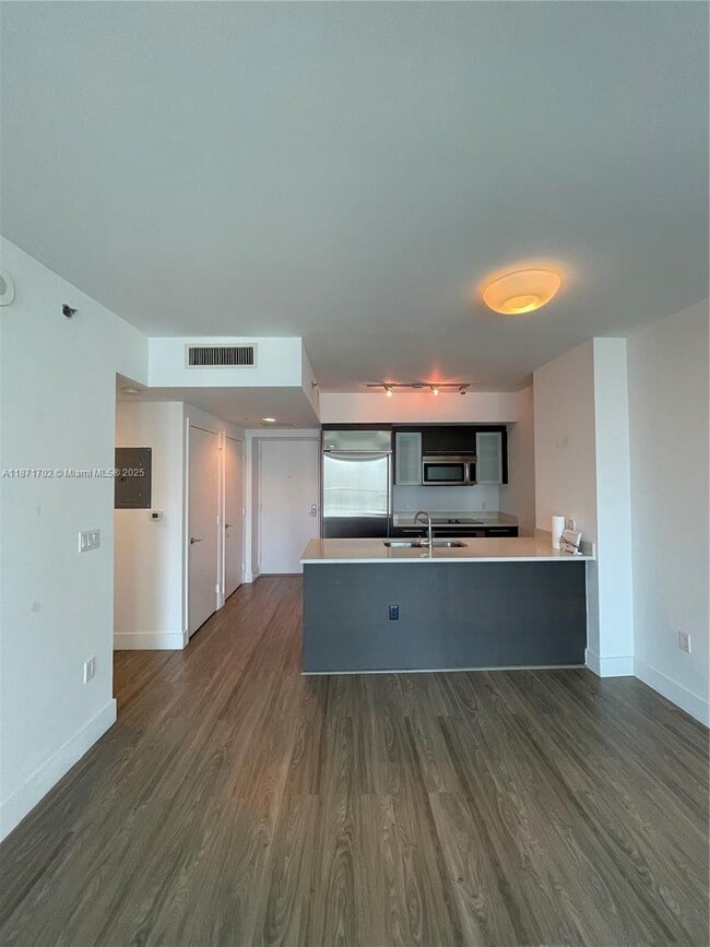 Foto del edificio - 55 SE 6th St