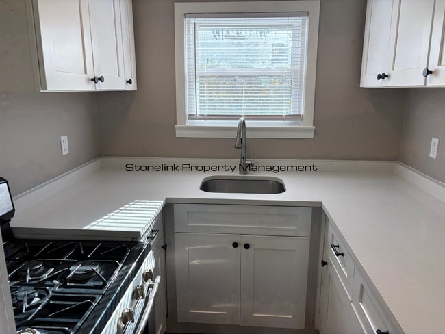 Building Photo - *65 W Cole Street