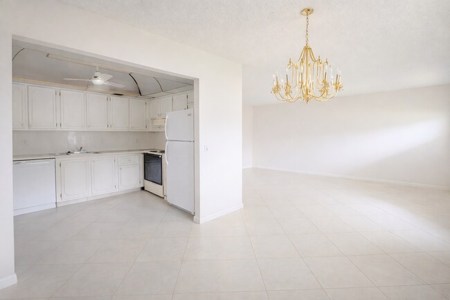 Foto del edificio - 222 Somerset L