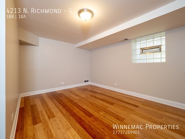 Foto del edificio - 4213 N. Richmond-G