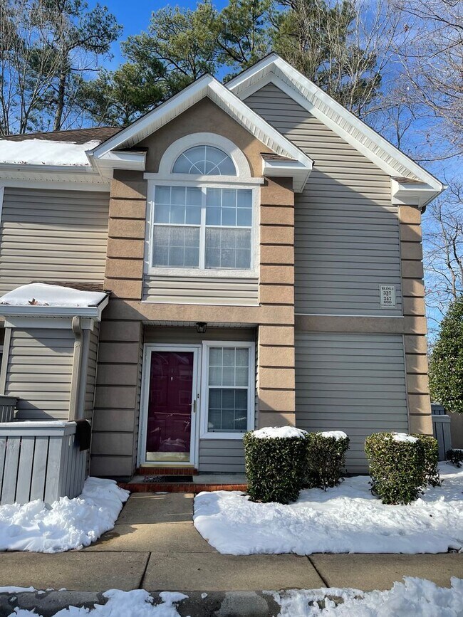 Foto del edificio - 343 Chesapeake Square Unit 4 (Wimbledon Chase) Chesapeake 23320