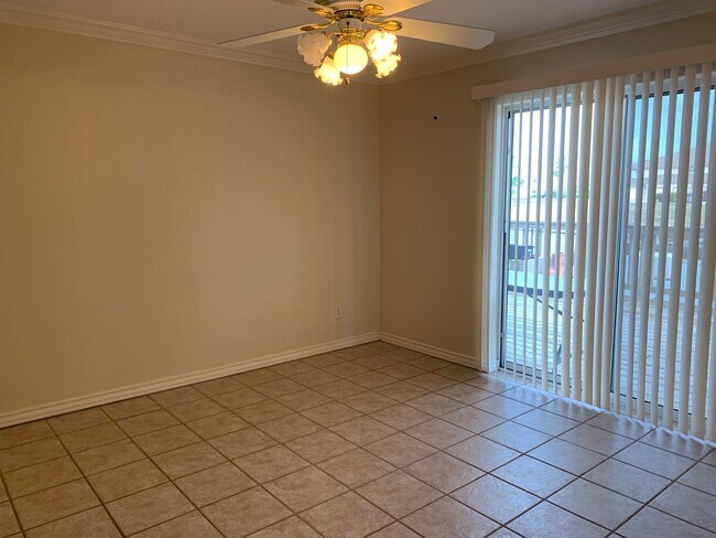 Foto del edificio - 15426 Grass Cay Ct
