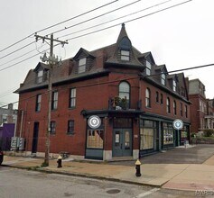 Building Photo - 3404 Chippewa St