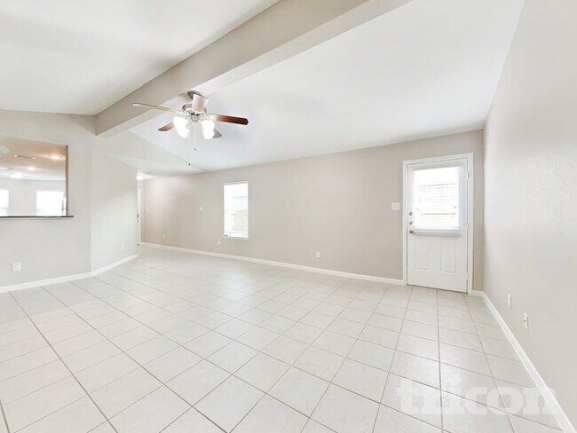 Foto del edificio - 624 Totem Trail Dr